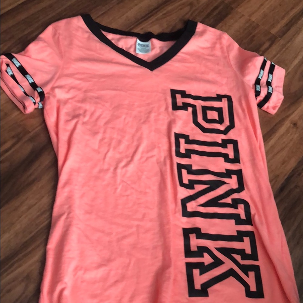 PINK TEE